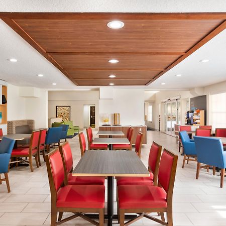 Holiday Inn Express & Suites Sarasota East By Ihg Vamo Exteriör bild
