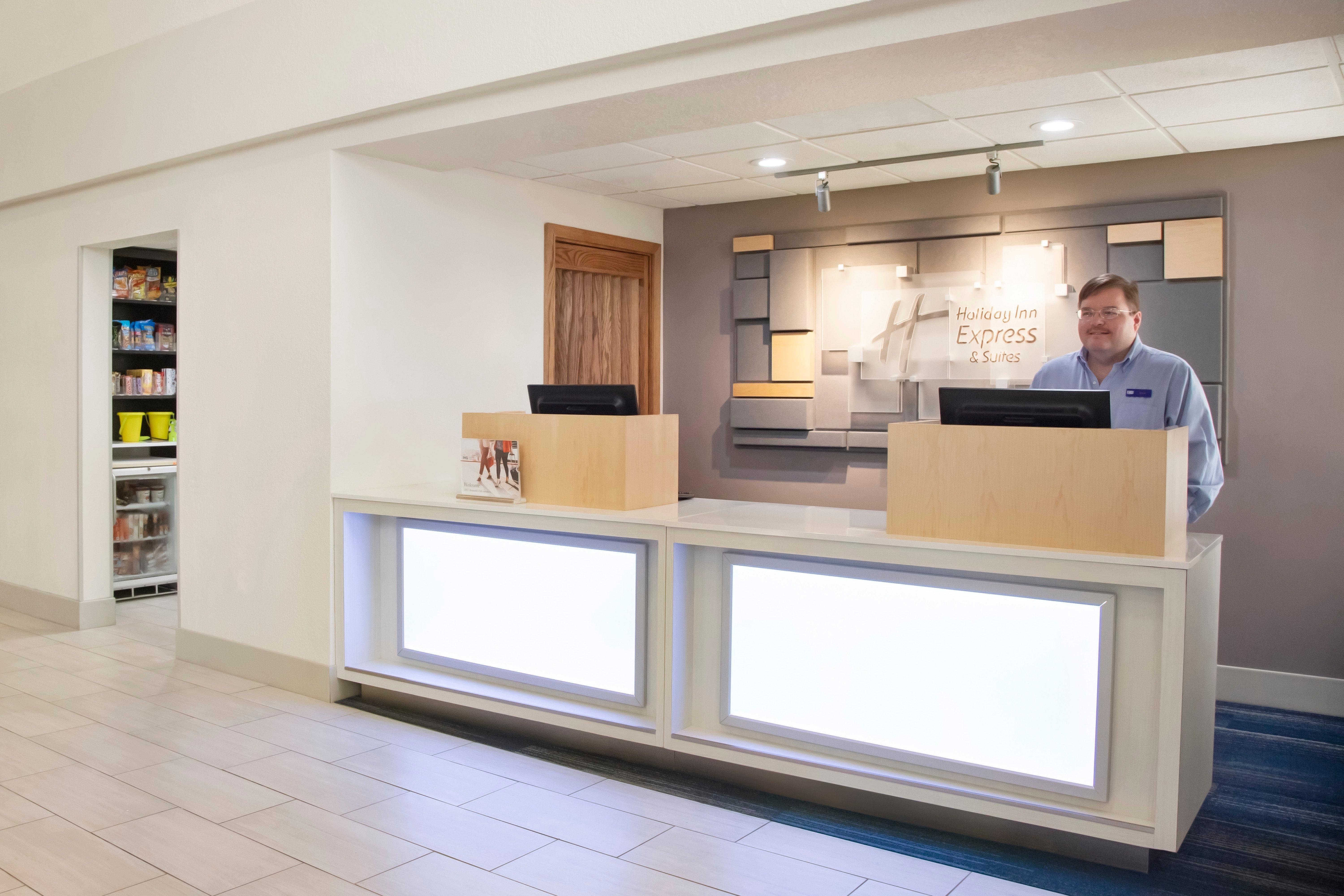 Holiday Inn Express & Suites Sarasota East By Ihg Vamo Exteriör bild